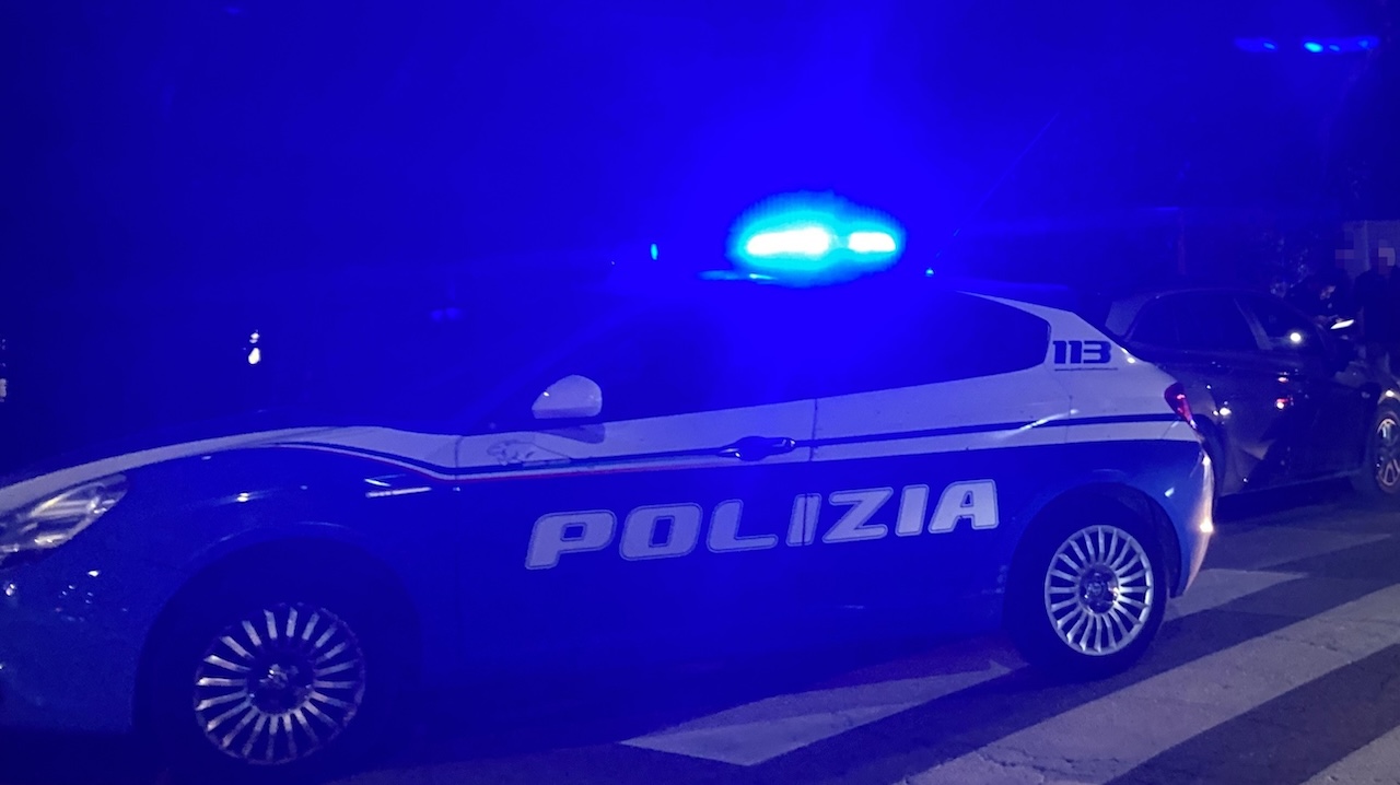 Alla guida senza patente e con droga in tasca: arrestato spacciatore catanese