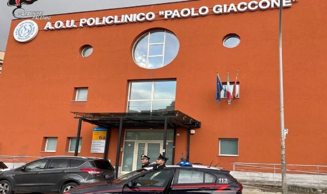 Ruba un computer del Policlinico ma viene beccato