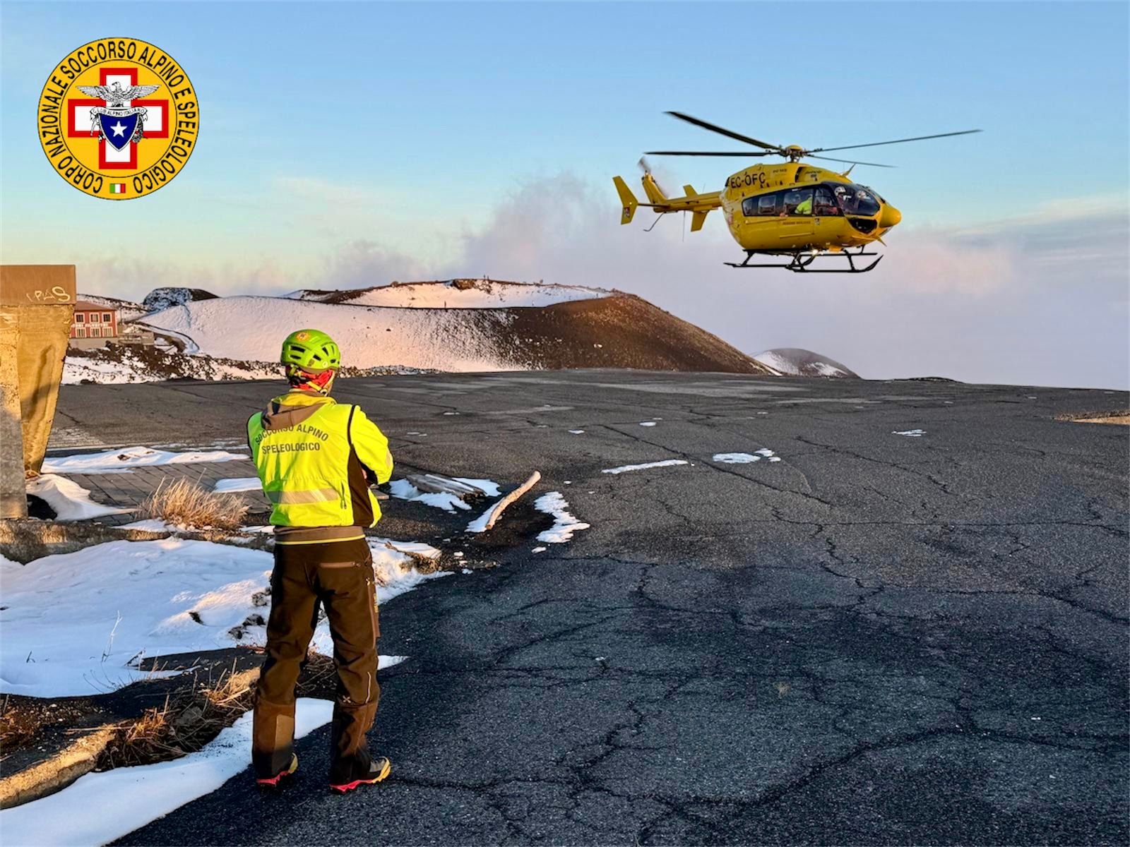 Scialpinista torinese si ferisce sull’Etna, l’intervento di soccorso sul cratere Sud-Est