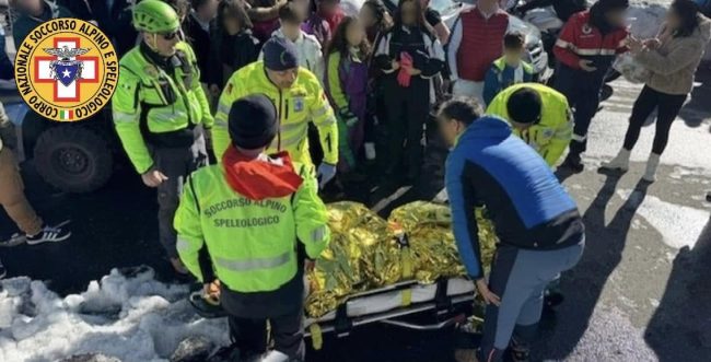 La domenica drammatica sull’Etna tra neve e ghiaccio, due vittime e quattro feriti gravi