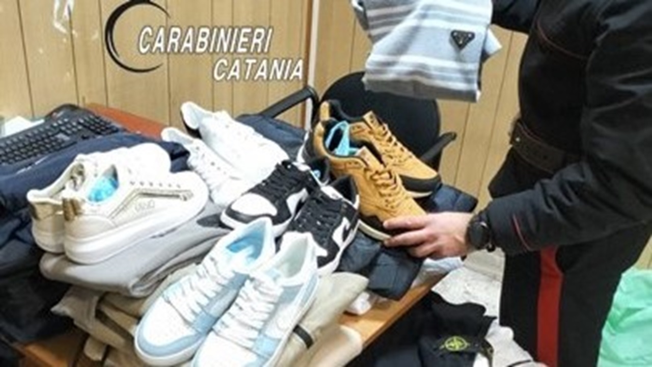 Operazione “Natale in Sicurezza”: sequestrati prodotti contraffatti a Catania