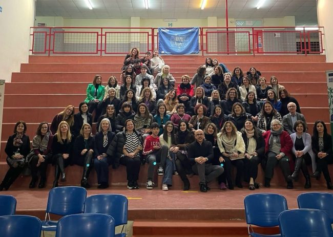 Due docenti dell’I.C. “Sante Giuffrida-La Mela” premiate dall’USR Sicilia per l’impegno in eTwinning