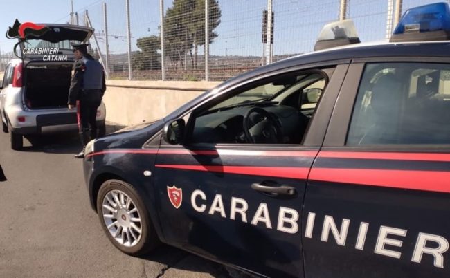 Coppia di spacciatori di Aci Catena arrestata ad Acireale