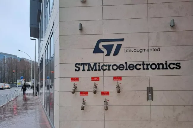 StMicroelectronics, due settimane di cassa integrazione per 2500 lavoratori di Catania