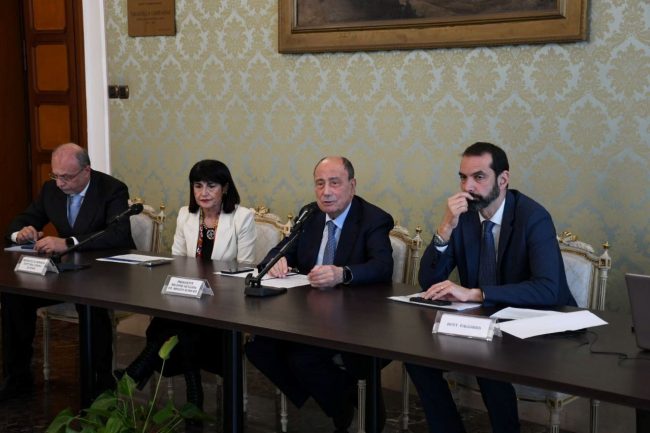 Schifani incontra i sindaci della Fua di Messina: “Piena collaborazione con enti locali”