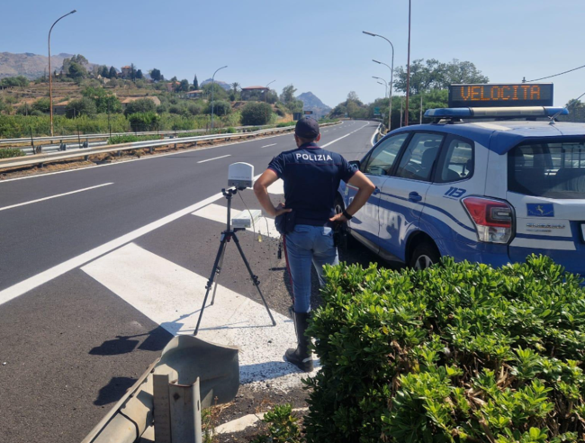 Controllo velocità: le tratte autostradali monitorate dalla Polizia stradale