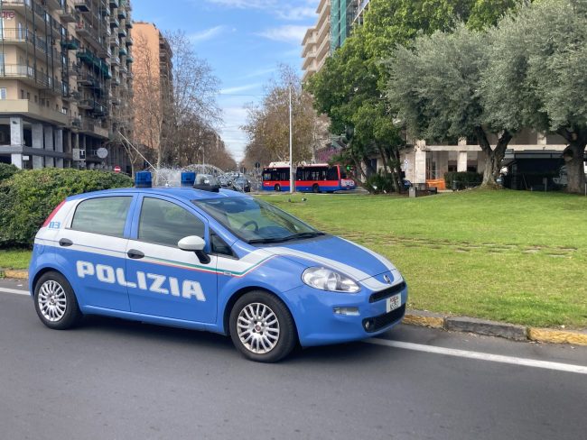 Catania, tenta di rubare in una casa del Lungomare: arrestato 31enne