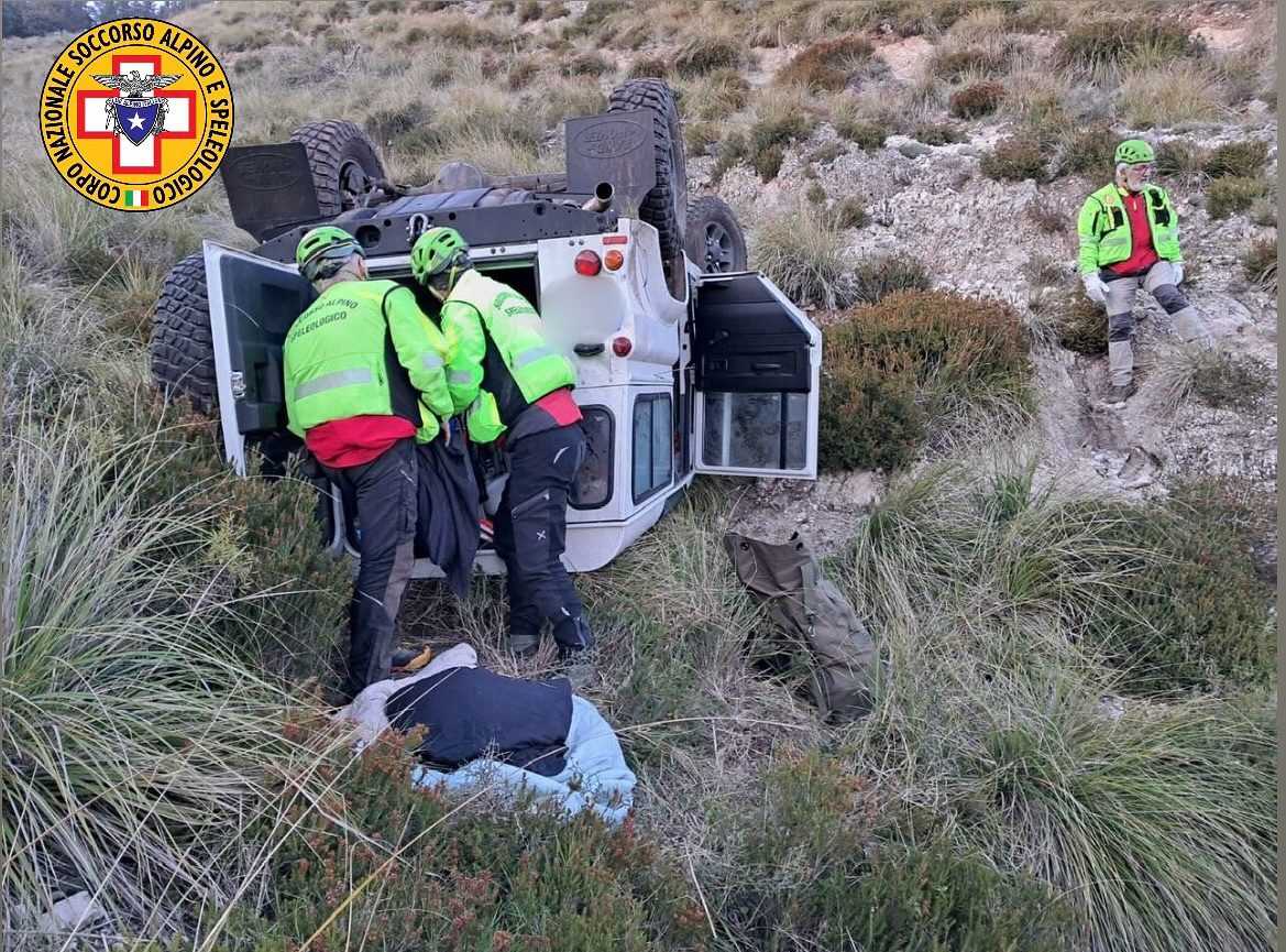 Incidente a Montagna Longa, coinvolta coppia di turisti nel loro primo giorno di vacanza in Sicilia