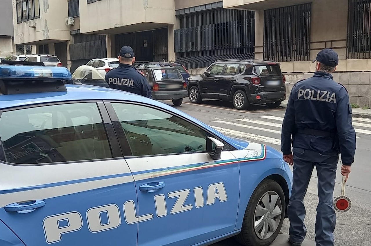 Giovane di Adrano trovato con marijuana, denunciato