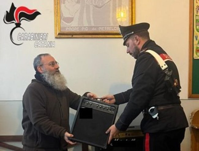 Catania, furto in chiesa: il pentimento di un ladro e il perdono del sacerdote