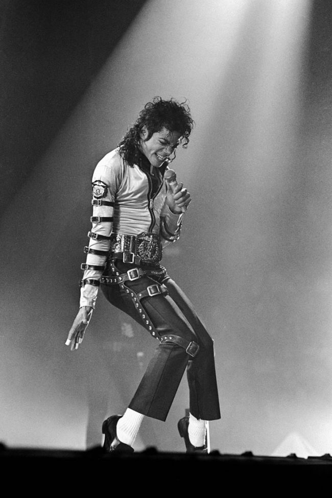 MICHAEL JACKSON COMPLOTTI E TEORIE CONTORTE