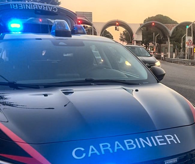 Coppia arrestata a Messina con droga nascosta nei fazzoletti usati