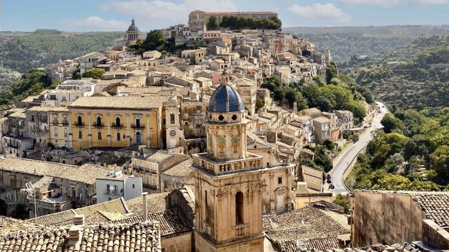 Violenza sessuale su una minore, 40enne in carcere a Ragusa