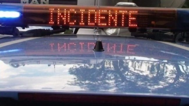 Incidente sulla SS 121 allo svincolo di Misterbianco: 3 auto coinvolte e traffico in tilt