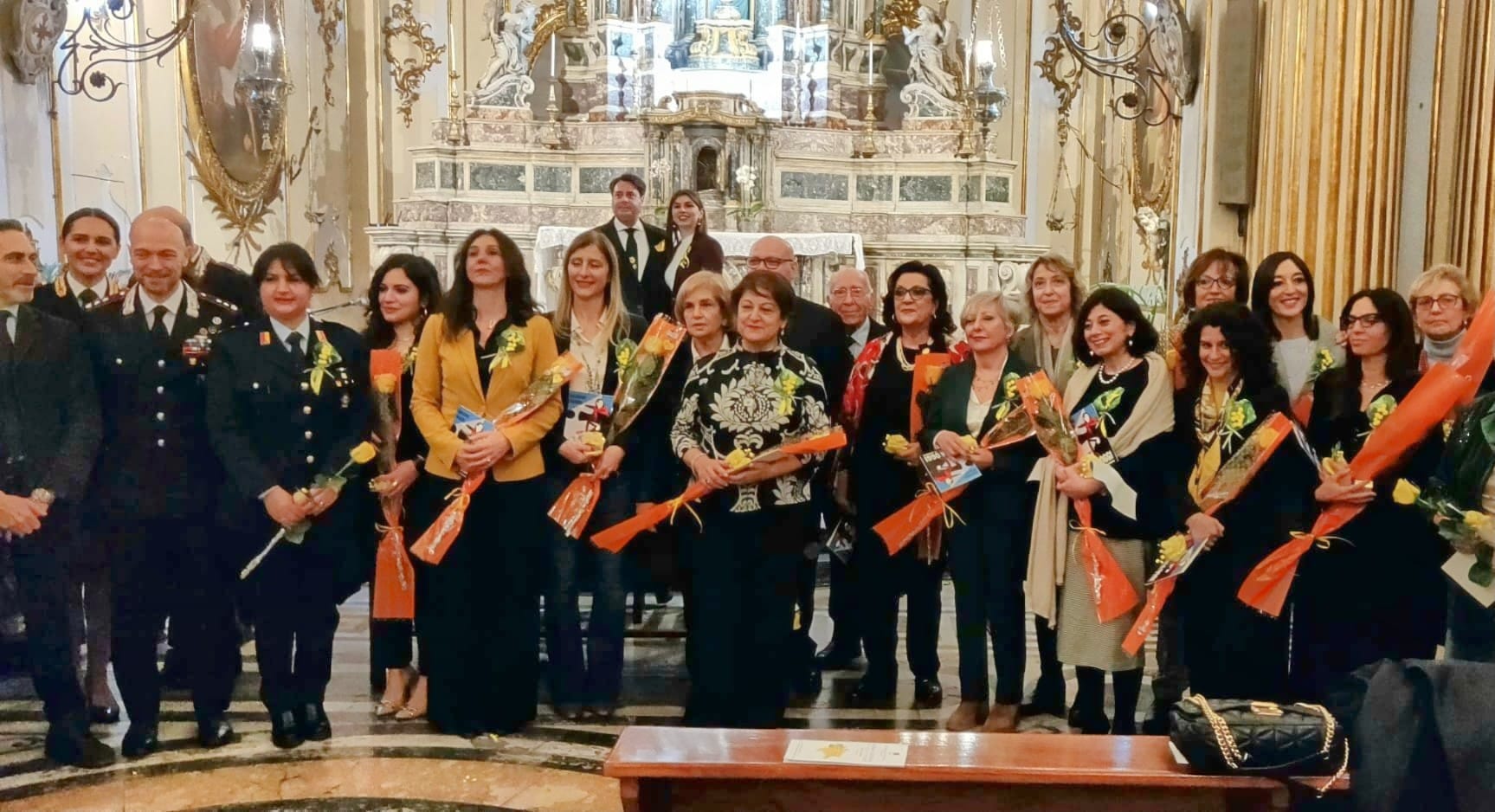 Il Premio nazionale “Essenza Donna” XXV Edizione dell’Accademia d’Arte Etrusca