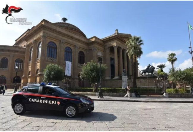Palermo, tre ragazzini hanno aggredito un clochard