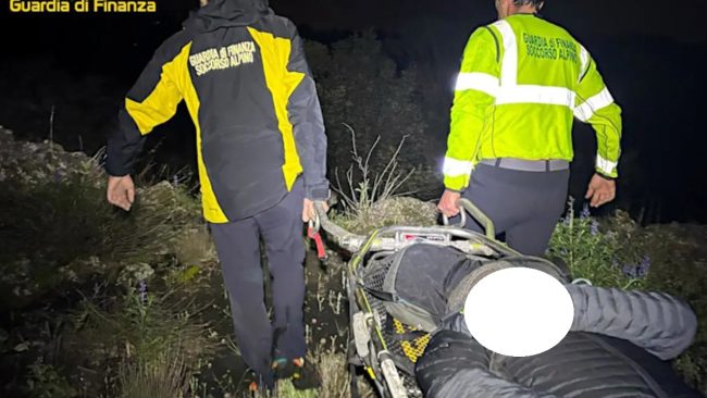 Escursionista smarrito tra i boschi di Belpasso