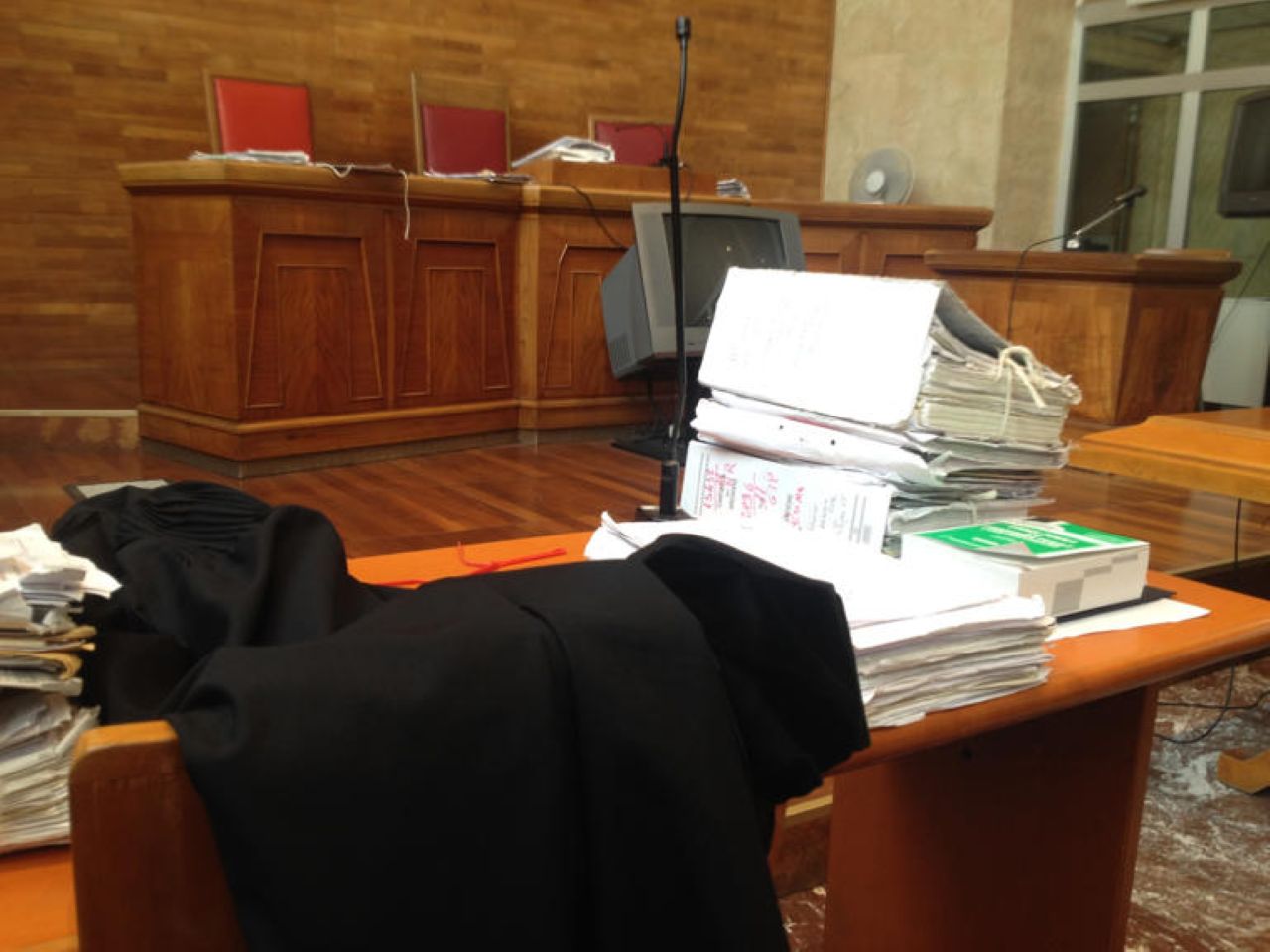 Rischio prescrizione per numerosi reati: colpa di motivazioni di sentenze mai depositate