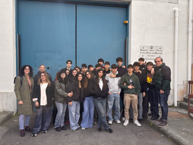 Un intenso momento di formazione per gli studenti dello Spedalieri all’Istituto Penale per i Minorenni di Catania