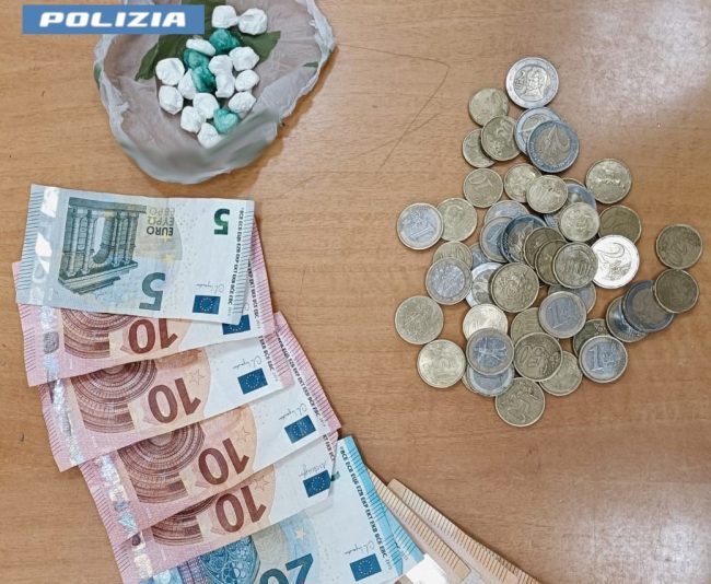 Operazioni a Catania: arrestato spacciatore acese. Minore scappa dalla Comunità