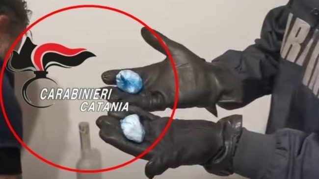 Catania, sequestrato mezzo chilo di cocaina a Librino