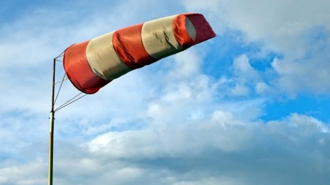 Meteo Sicilia, per domani cieli nuvolosi e forti raffiche di vento: le PREVISIONI