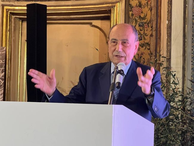 Rapporto stampa-politica, Schifani: “Meritocrazia al centro, no alla ‘raccomandocrazia’”