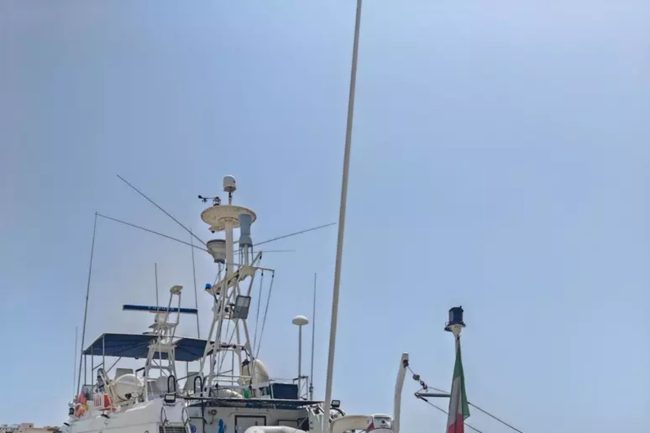Lampedusa, 85 migranti salvati dalla Guardia Costiera: scongiurata una tragedia