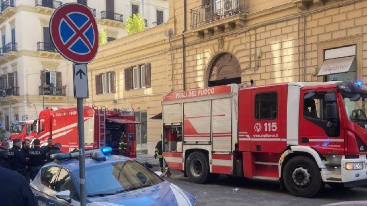 Incendio in un’abitazione di Palermo: evacuato edificio
