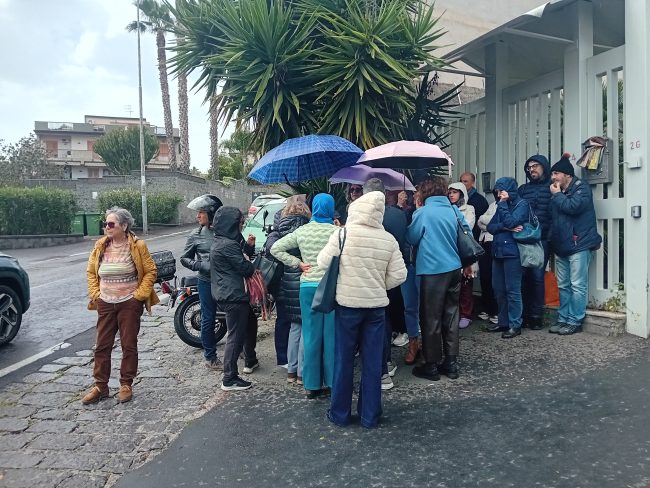 Protestano i lavoratori ODA a Catania: ancora senza stipendio