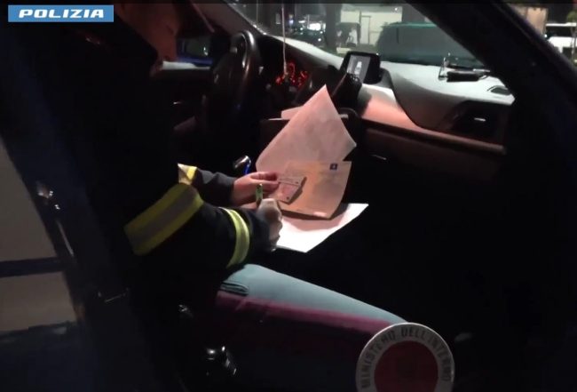 Latte e yogurt per bambini trasportati in frigoriferi rotti: maxi sequestro nel Catanese