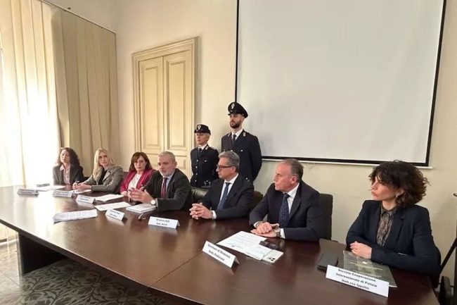 Il traffico di migranti nelle coste siciliane con oltre 3.000 arrivi