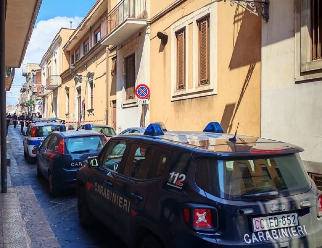Misterbianco, morta bimba di pochi mesi lanciata dalla madre dal balcone