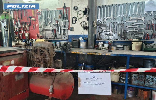 Officina abusiva a Grammichele, scoperta una discarica pericolosa