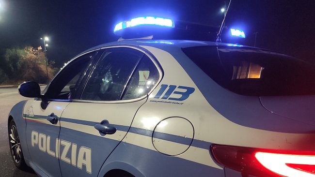 Catania, si calano dal tetto per rubare dalla cassaforte di un supermercato: due arresti
