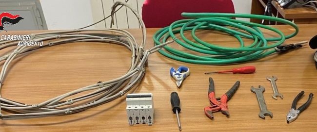 Identificato il ladro di cavi elettrici della stazione ferroviaria dismessa di Canicattì