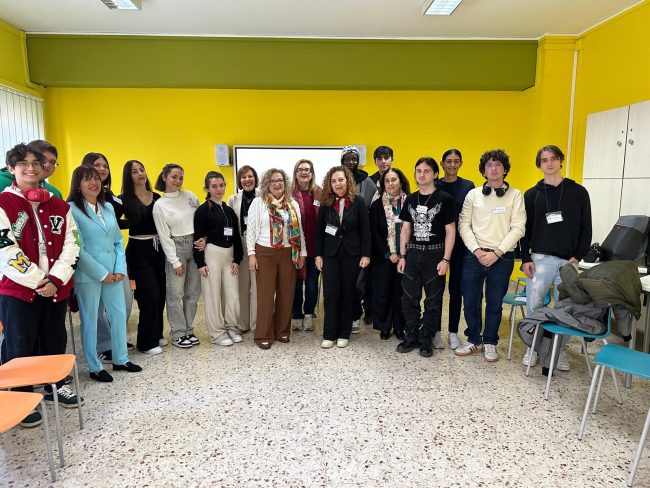 Erasmus+: L’ITI “S. Cannizzaro” accoglie la delegazione greca della 1st Epal of Peiraus – Atene