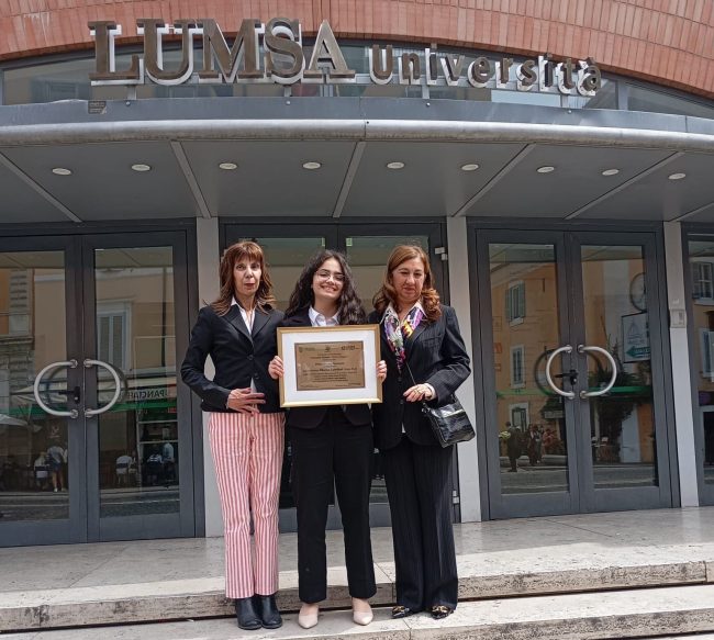 La studentessa del Liceo “Rapisardi” di Paternò vince il “Certamen Latinum Tantucci 2025”