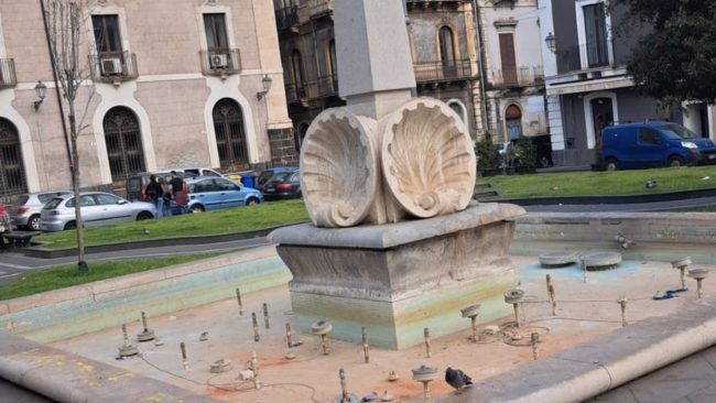 Catania, la Fontana delle Conchiglie è ferma da settimane: cresce la preoccupazione a piazza Cutelli