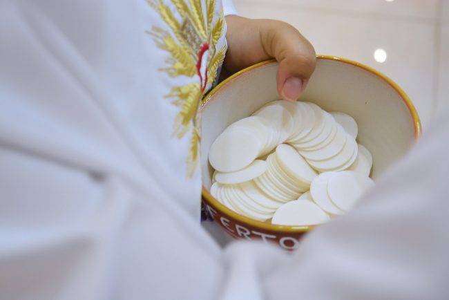 Messa di riparazione per il furto nella cappella dell’oratorio “San Giovanni Paolo II” di Catania