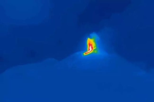 Etna, prosegue l’attività stromboliana al cratere di Sud-Est