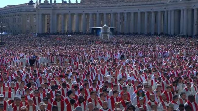 L’ultimo addio a Papa Francesco – LA DIRETTA DEI FUNERALI
