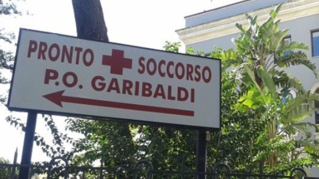 Infermiere aggredito al Pronto Soccorso del Garibaldi. Il direttore generale: “Faremo di tutto per garantire sicurezza”