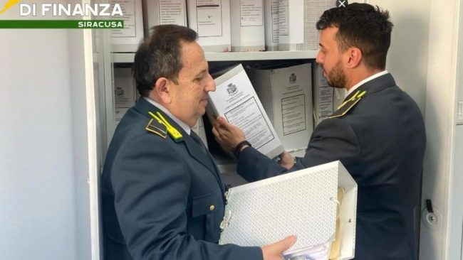 Finisce nei guai un’estetista abusiva di Carlentini