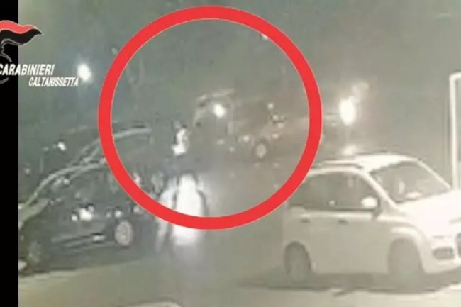 Dietro la sparatoria di Gela del luglio scorso c’è una rissa in discoteca: un arresto
