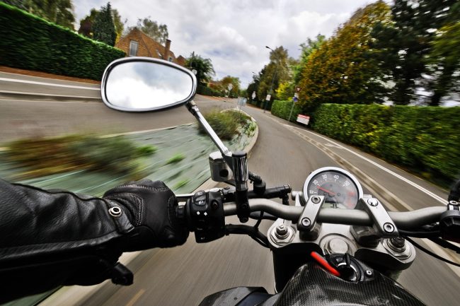 Incidente sulla SS 410: un motociclista in gravi condizioni