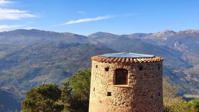 San Mauro Castelverde: al via i lavori di recupero del mulino a vento, simbolo storico delle Madonie