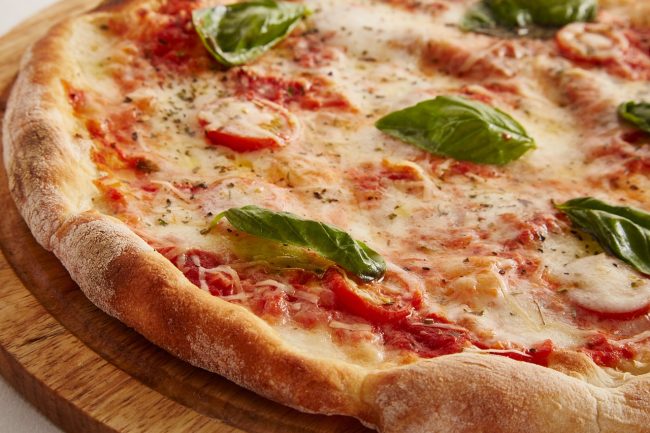 L’Antica Pizzeria Da Michele approda a Catania: ecco dove poter gustare il marchio napoletano