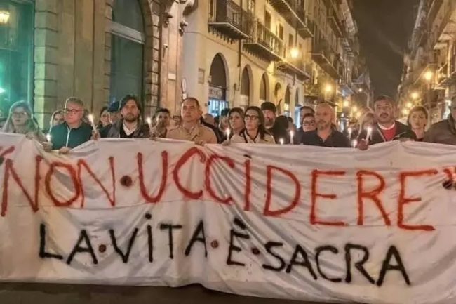 “Non uccidere, la vita è sacra”: il grido di Palermo per le vittime di Monreale