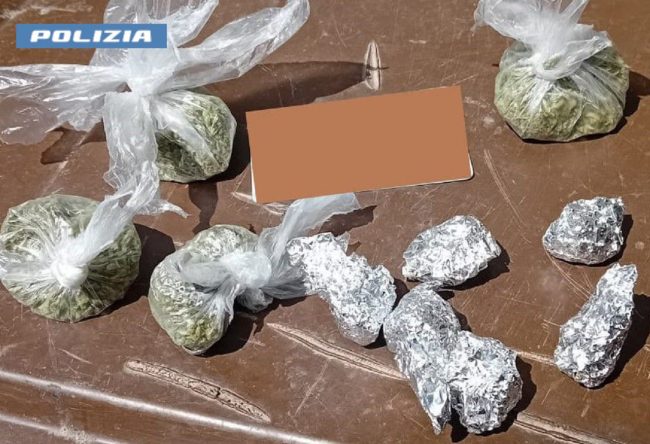 Spaccio senza età a Catania: arrestati baby pusher e “pensionati”